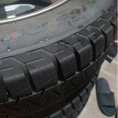 ピレリ　スタッドレス　195／65 R15 4本セット