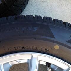 スタッドレスタイヤ(ホイール込み)プリウス、シエンタ