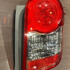 美品✨ カローラフィールダー LEDテール 右 後期