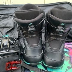 サロモン　スノーボード　レディース　ほぼ新品