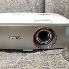 単焦点プロジェクター　BENQ HT2150ST