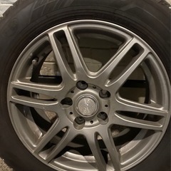 プリウスα  スタッドレスタイヤ　4本セット　ホイール付