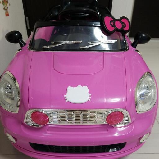 ハローキティ電動乗用カー