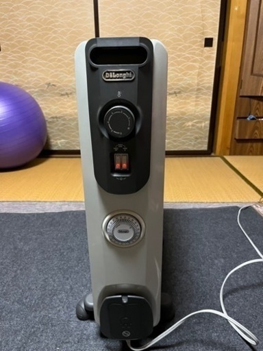デロンギ　オイルヒーター　RHJ10F1015-DG暖房