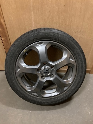中古　ホンダ　ストリーム　夏タイヤ　ホイル付き