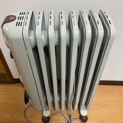 デロンギ　ヒーター　8〜10畳用