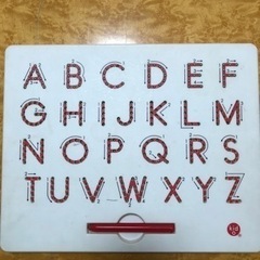 決まりました(中古)磁石でアルファベットの書き順を習う道具