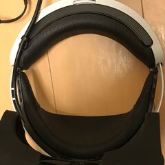 中古 PS4本体 MODEL CUH-2000A＋VR CUH-ZVR1セット VRを即楽しめます。