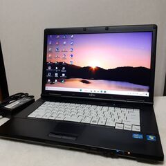 【取引中です】Fujitsu　Lifebook　SSD　i5　W...