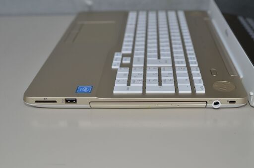 最新Windows11+office 新品爆速SSD256GB 富士通 AH42/A3 Celeron-3855U