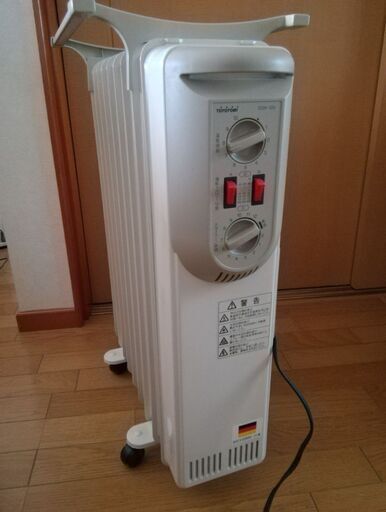 値下げしました　オイルヒ-タ- 空気を汚さず　喉にやさしい暖房器です