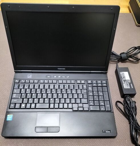 受け渡し者決定！訳あり東芝ノートdynabook SatelliteB452/H(CPU⇒Celeron 1000M 1.80GHz搭載、メモリー4GB、新品SSD 256GB、書込み型DVDドライブ）