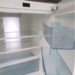 ハイアール2ドア　305L 右開き　ホワイト