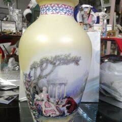 ポーセリン　花瓶