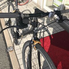 ブラックのクロスバイク　軽いです