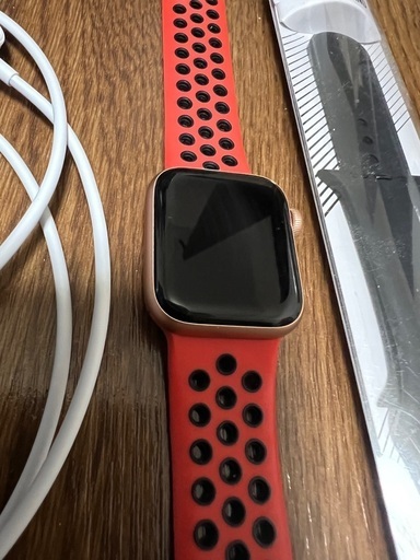 値下げ Apple Watch 4 40mm GPS セルラーモデル ゴールド