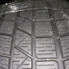 スタッドレスタイヤ 4本　PCD:100 205/55R16