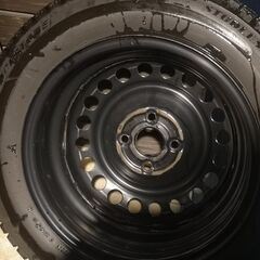 ●スタッドレス　タイヤセット　フリード等　冬用タイヤ　175／65　R15　●BLIZZAK圧倒的な人気…!!　●グリップが違います。●現行販売モデル ●ブリジストン　ブリザックVRX2　（4本売り）