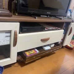 テレビ台　