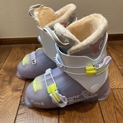 23.0 女の子　子供用　スキー靴