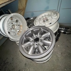 AMG-純正ホイルボルト付き―対応ベンツ107-126-123-124等