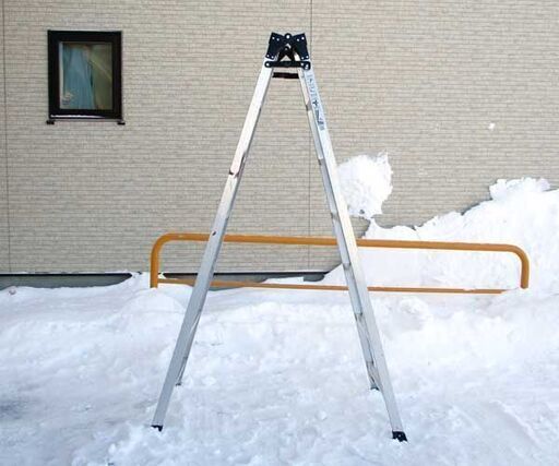 アルミ合金製兼用脚立 天板までの高さ1m99cm 長谷川工業 RC-21 耐荷重100kg ☆ 札幌市 北区 屯田 アルミ合金製兼用脚立 天板までの高さ1m99cm 長谷川工業 RC-21