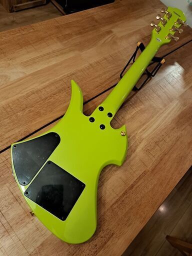 Burny  グリーンハートJr アンプ内蔵ギター hide　エレキギター　ヒデ