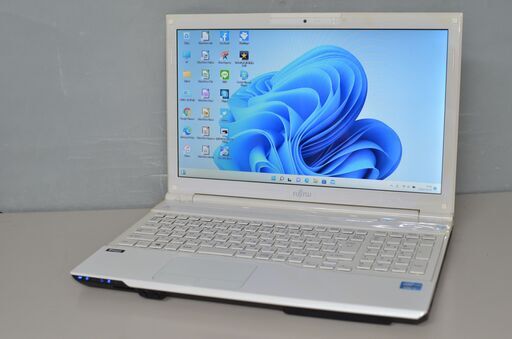 最新Windows11+office 爆速SSD512GB 富士通 LIFEBOOK AH47/K core i7-3632QM/メモリ8GB/15.6インチ/ブルーレイ/USB3.0/カメラ/便利なソフト