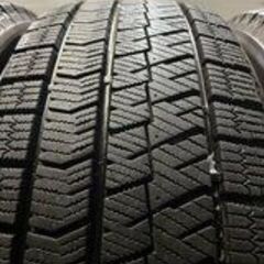 走行短め BS BLIZZAK VRX2 215/60R16 16インチ スタッドレス 4本 2018年製 エスティマ ヴェゼル CX-3 マークX等　(VTN726)クレジットカード QRコード決済可能