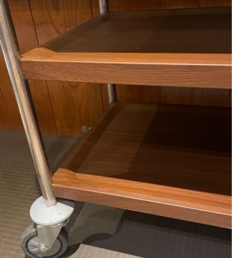 ★3段 サービスワゴン★配膳カート★キャスター付き★木目調 ダークブラウン ステンレス製★業務用★美品★ ☆3段 サービスワゴン☆配膳カート☆キャスター付き☆木目調 ダーク
