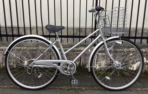 ＜新品同様＞シティサイクル・27インチ自転車 シルバー 外装6段変速・LEDオートライト 鍵付き・お手入れ済でピカピカ♪不要自転車無料引取り有