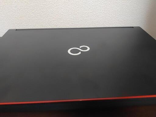 富士通 高年式17年製造モデル　高速SSD240G搭載　メモリ4G CD/DVD/読み書き　大画面15.6インチ　　USB3.0 Wifi対応