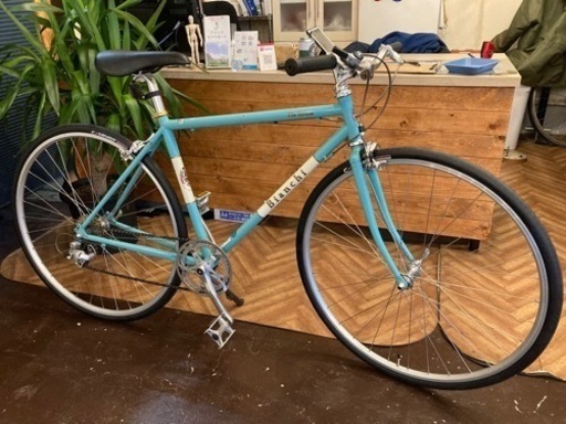 【前後タイヤ・チューブ新品！Bianchi Via Brera】8段変速　700×28c クロスバイク　ターコイズグリーン