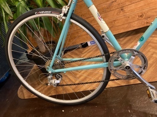 前後タイヤ・チューブ新品！】2×7速 700×28c クロスバイク ライムグリーン