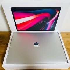MacBook Pro 13インチ　シルバー