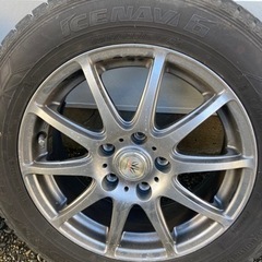スタッドレスタイヤ　205/60R16 ホイールナットセット