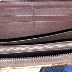 Gucciパイソン長財布