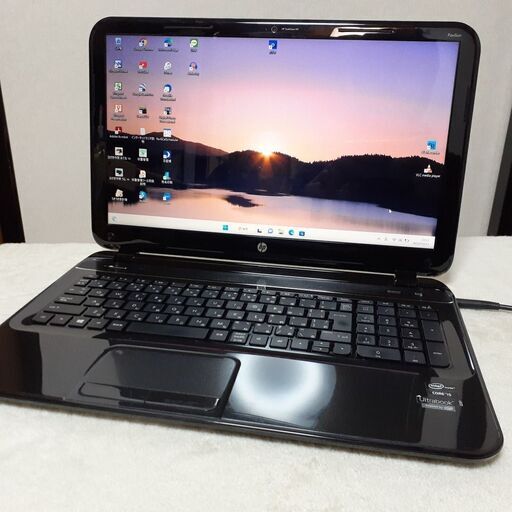 【取引中です】HP Pavilion　薄型　15インチ　カメラ　Bluetooth　Wi-Fi　テンキー付き　Windows11