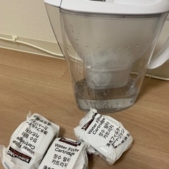 【ネット決済】12/25まで❗️ほぼ新品❗️ブリタ　浄水器　2.4L