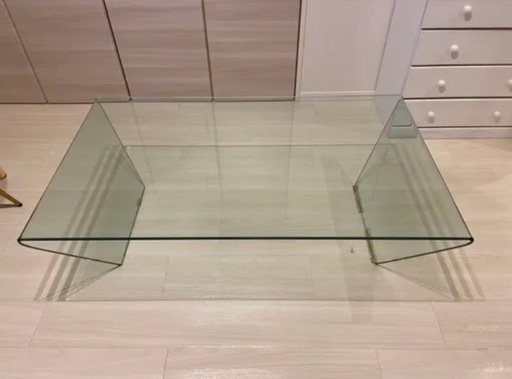 一枚ガラステーブル