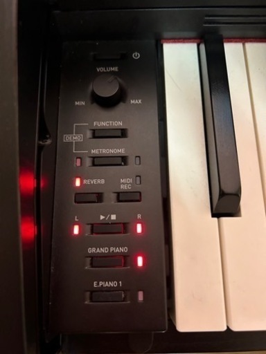 決定】【2020年10月購入】CASIO電子ピアノ88鍵盤 Privia PX-770 椅子付き