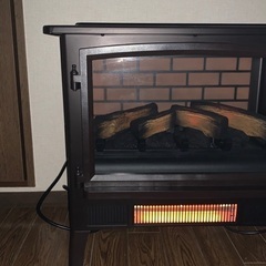 おしゃれな暖炉型ファンヒーター