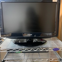 22型テレビ　レグザ