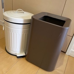 【成約済】ゴミ箱2つ