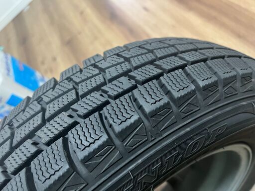 スタッドレスタイヤ（ホイールセット4本）145／80R13