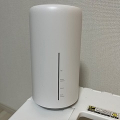 【au】WiFiルーター 箱付き