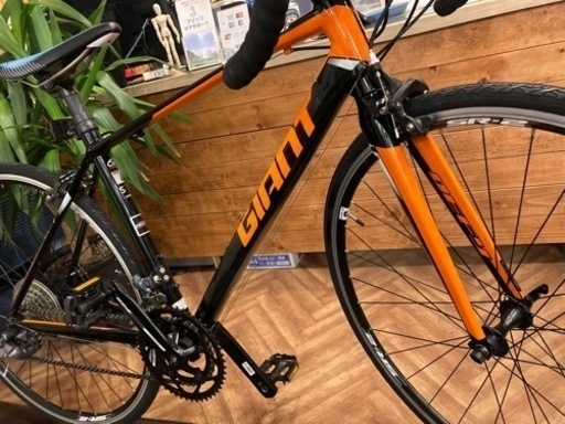 Giant ロードバイク ブラック・オレンジ Giant Defy ロードバイク オレンジ/ブラック