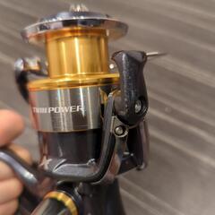 取引中。500円値下げ！取引可能！シマノ15ツインパワー　sw 6000hg　リール　配達可能　ハンドル左右可能