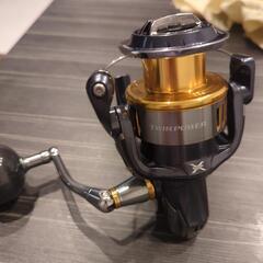 取引中。500円値下げ！取引可能！シマノ15ツインパワー　sw 6000hg　リール　配達可能　ハンドル左右可能