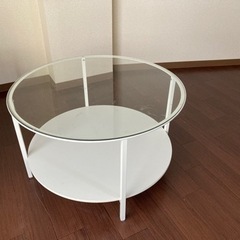 IKEA ガラステーブル　※コメント参照ください